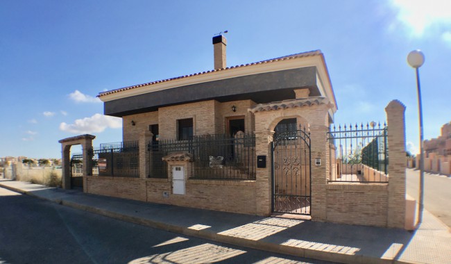 Villa - Begagnad - Los Montesinos - Los Montesinos
