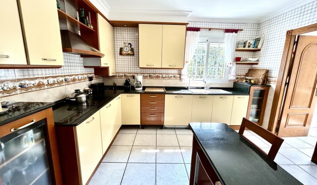 Begagnad - Villa - La Mata, Torrevieja - La Mata