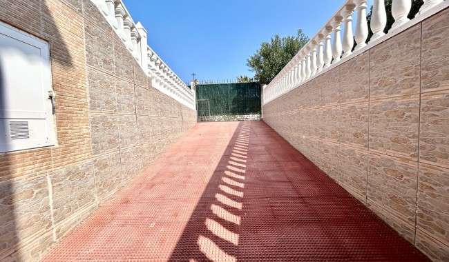 Begagnad - Villa - La Mata, Torrevieja - La Mata