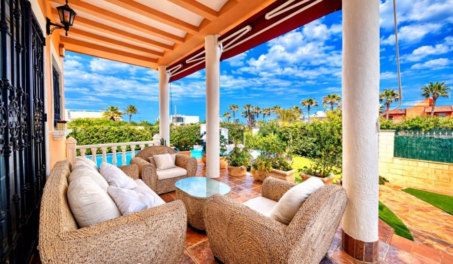 Begagnad - Villa - La Mata, Torrevieja - La Mata