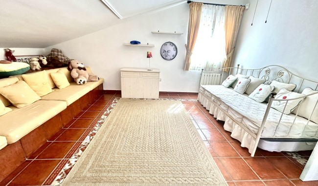 Begagnad - Villa - La Mata, Torrevieja - La Mata
