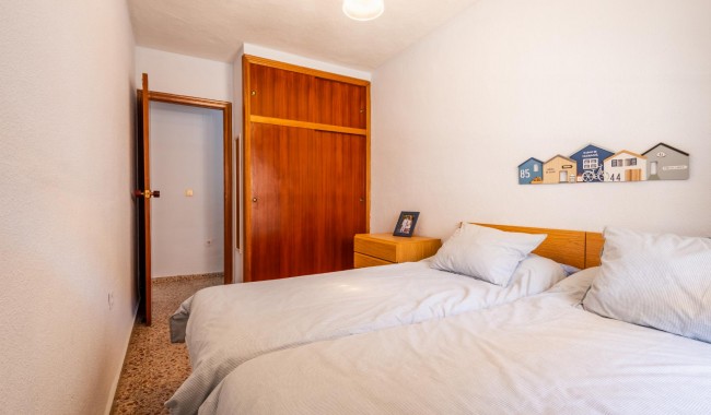 Begagnad - Lägenhet - Torrevieja - Playa de los Naufragos