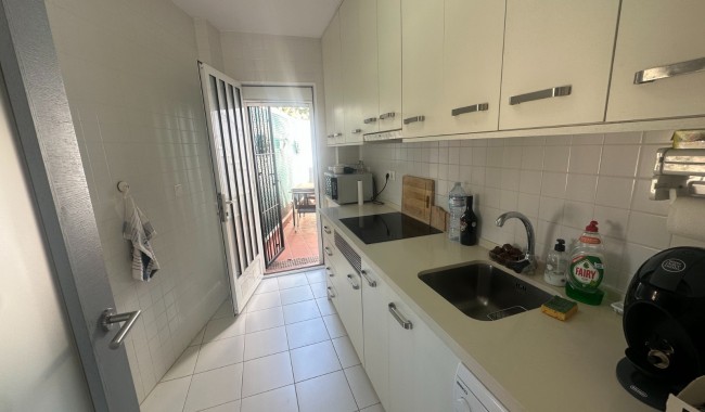 Segunda mano - Bungalow - Torrevieja - Aguas Nuevas