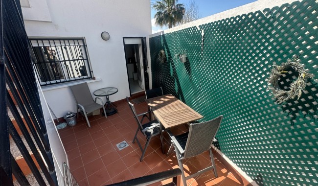 Segunda mano - Bungalow - Torrevieja - Aguas Nuevas