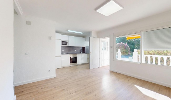 Resale - Bungalow - Orihuela Costa - Villamartín