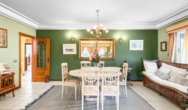 Begagnad - Villa - Torrevieja - La Mata