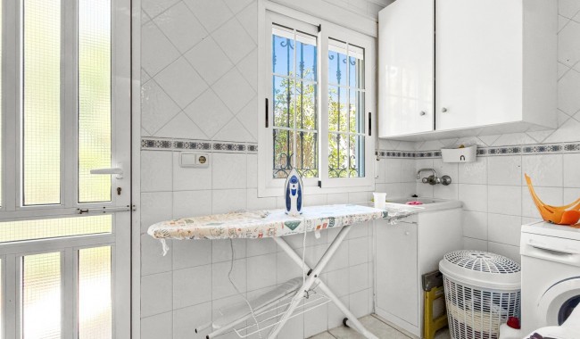 Begagnad - Villa - Torrevieja - La Mata