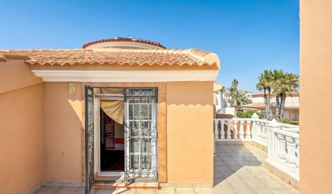 Begagnad - Villa - Torrevieja - La Mata