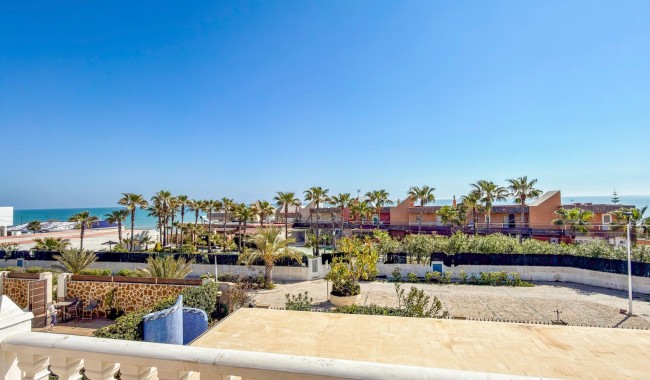 Begagnad - Villa - Torrevieja - La Mata