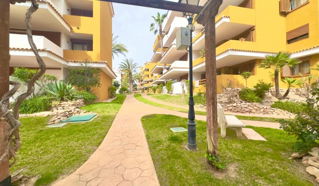 Resale - Apartment - Torrevieja - Punta prima