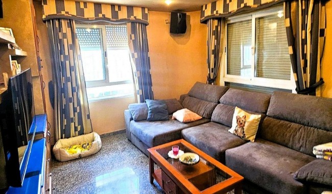 Resale - Apartment - Torrevieja - Centro