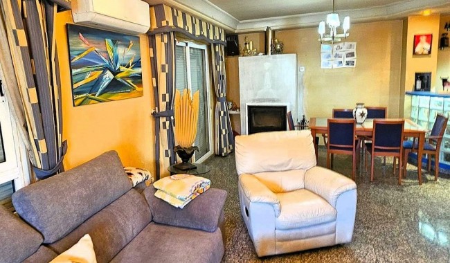Resale - Apartment - Torrevieja - Centro
