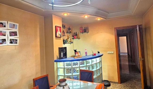 Resale - Apartment - Torrevieja - Centro