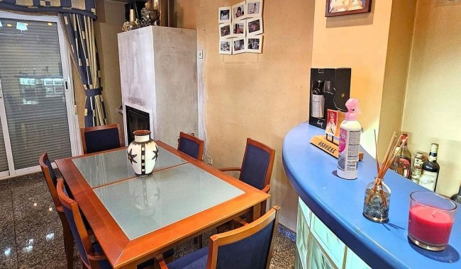 Resale - Apartment - Torrevieja - Centro