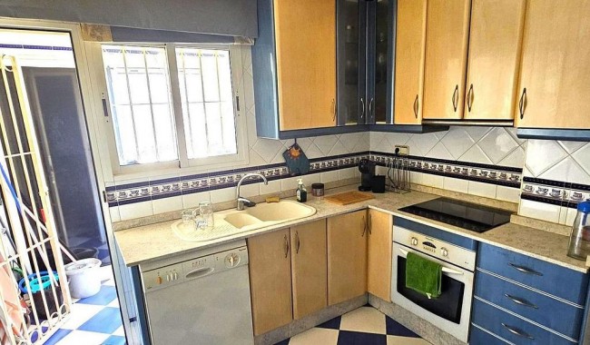 Resale - Apartment - Torrevieja - Centro
