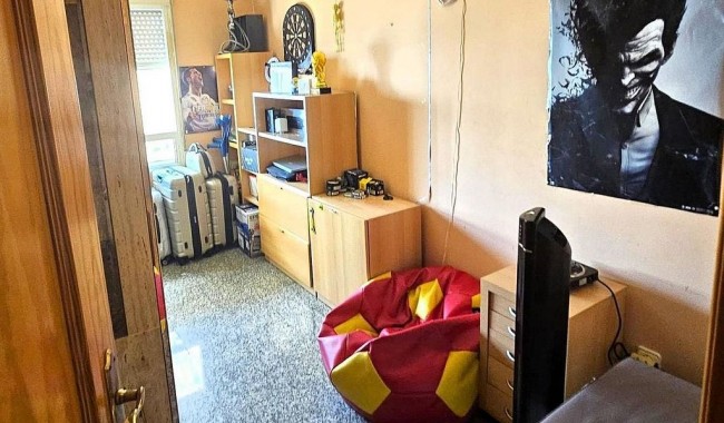 Resale - Apartment - Torrevieja - Centro