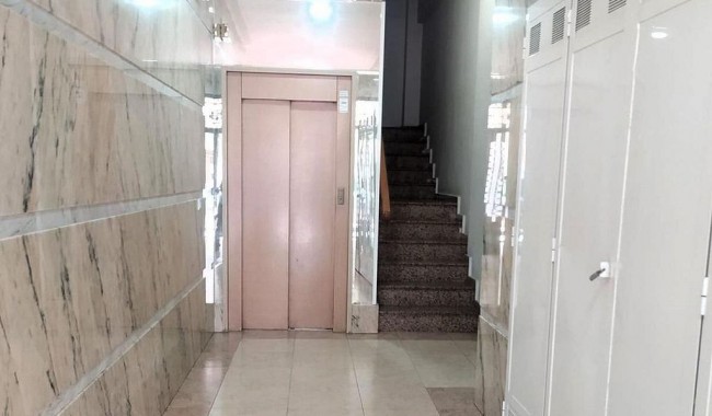Resale - Apartment - Torrevieja - Centro