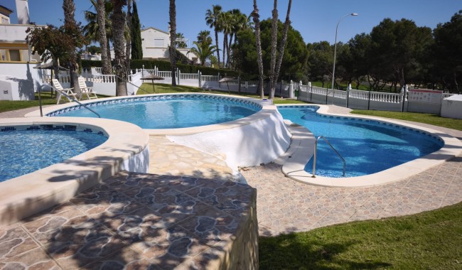 Resale - Bungalow - Villamartín - Rioja