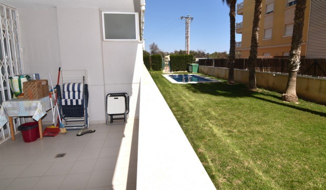 Resale - Apartment - Guardamar - Puerto