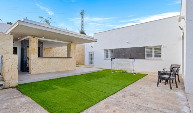 Resale - Villa - Algorfa - Algorfa Centro