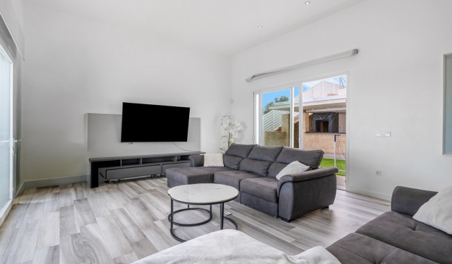 Resale - Villa - Algorfa - Algorfa Centro