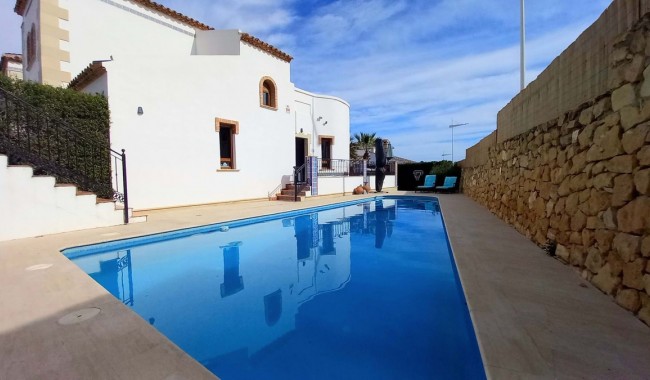 Resale - Villa - Algorfa - Algorfa Centro