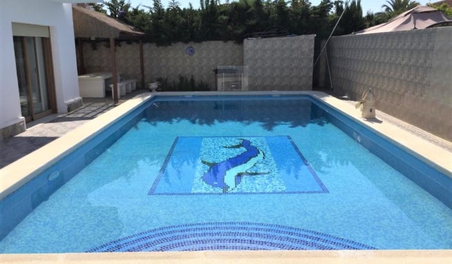 Segunda mano - Villa - Torrevieja