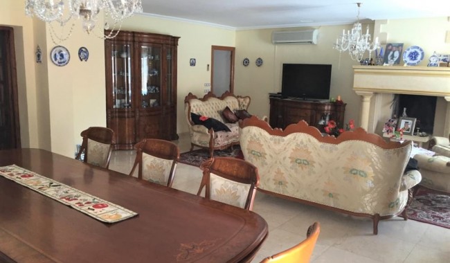 Segunda mano - Villa - Torrevieja