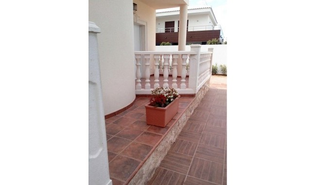 Segunda mano - Villa - Cabo Roig