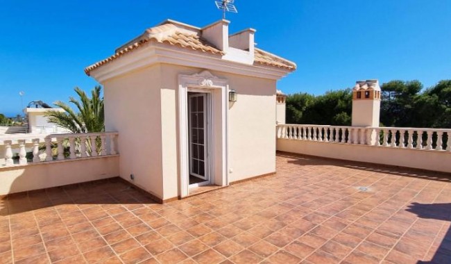 Segunda mano - Villa - Cabo Roig