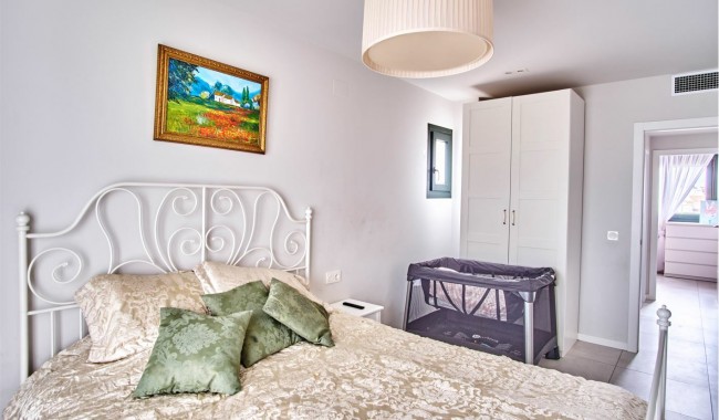 Resale - Apartment - Mil Palmeras