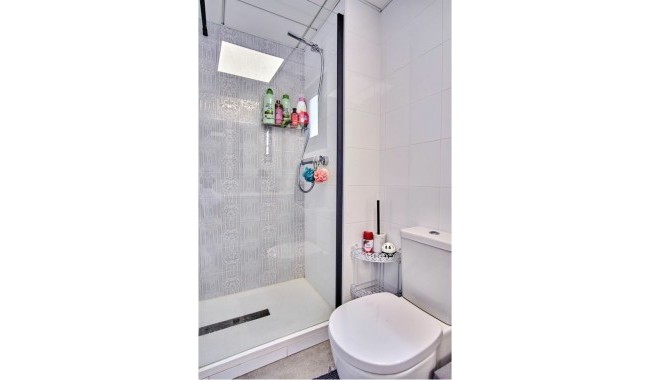 Resale - Apartment - Mil Palmeras