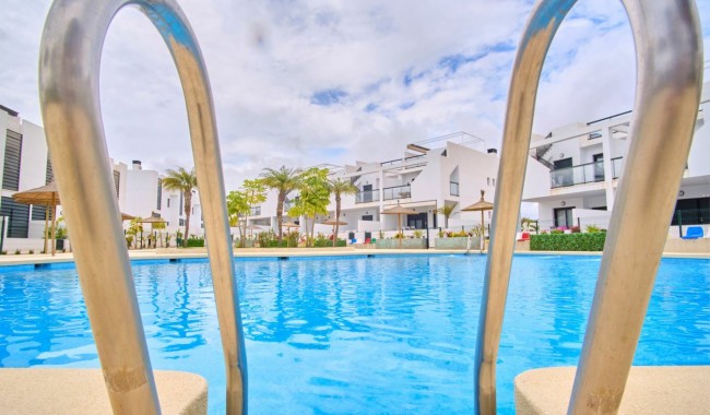 Resale - Apartment - Mil Palmeras