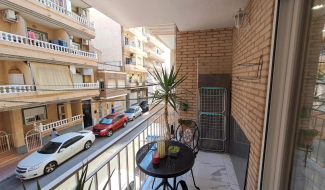 Resale - Apartment - Torrevieja