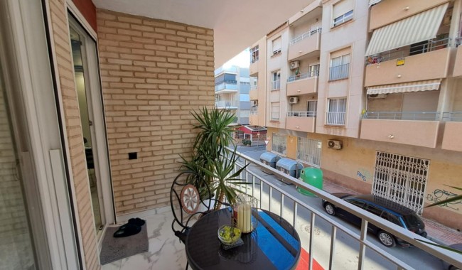 Resale - Apartment - Torrevieja