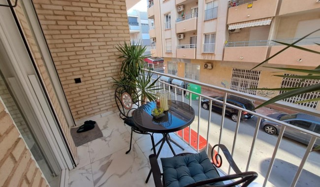 Resale - Apartment - Torrevieja