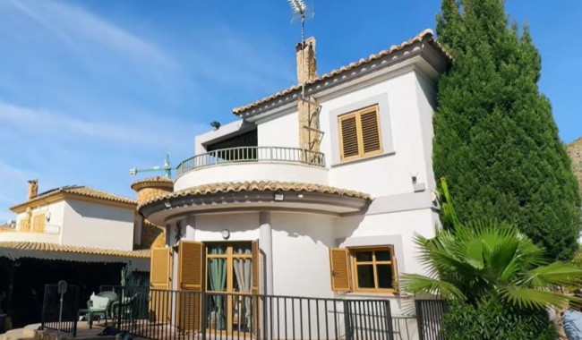 Begagnad - Villa - Benidorm