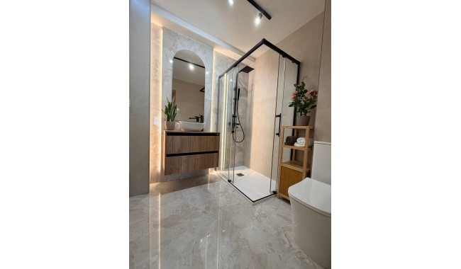 Resale - Apartment - Torrevieja