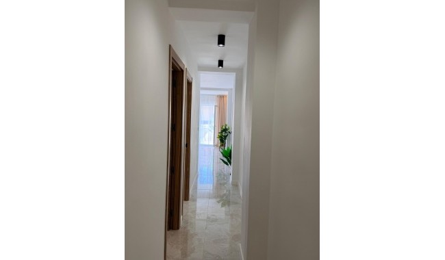 Resale - Apartment - Torrevieja
