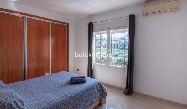Resale - Villa - Orba - Orba Centro
