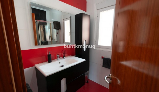 Resale - Villa - Orba - Orba Centro