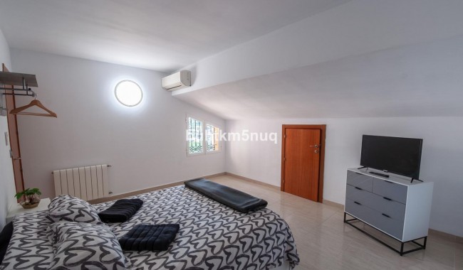 Resale - Villa - Orba - Orba Centro