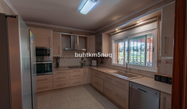 Resale - Villa - Orba - Orba Centro