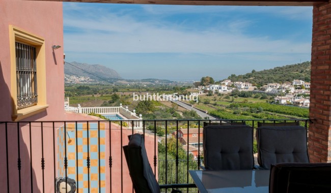 Resale - Villa - Orba - Orba Centro