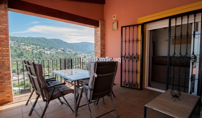 Resale - Villa - Orba - Orba Centro