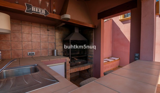 Resale - Villa - Orba - Orba Centro