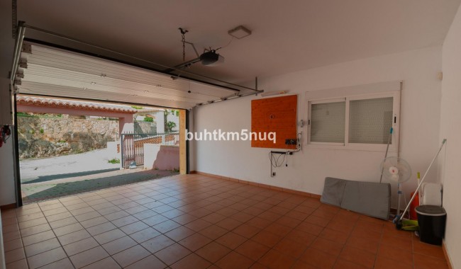 Resale - Villa - Orba - Orba Centro