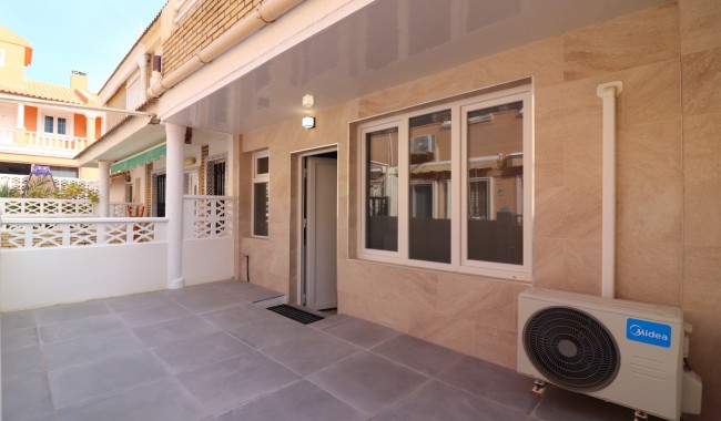 Sprzedaż - Apartament - Torrevieja - Torre La Mata