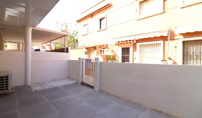 Sprzedaż - Apartament - Torrevieja - Torre La Mata