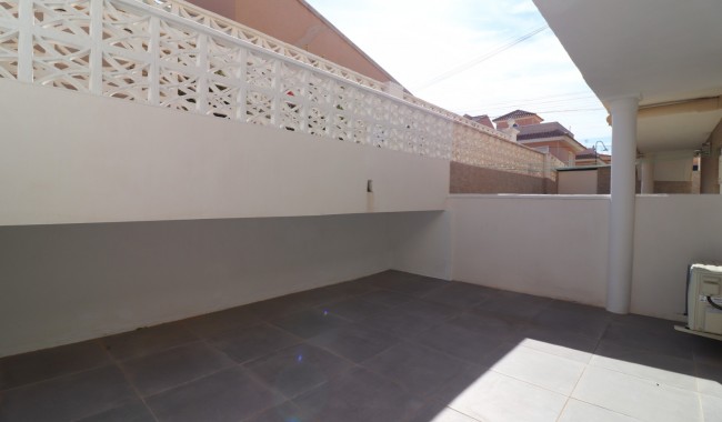 Sprzedaż - Apartament - Torrevieja - Torre La Mata